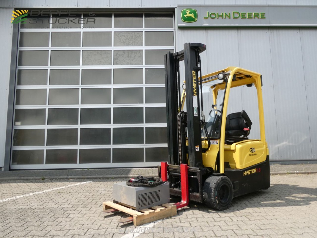 Hyster J1.50XNT SWB Elektro-Dreiradstapler gebraucht – Baujahr 2018 – Produktbild 3