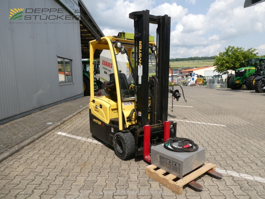 Hyster J1.50XNT SWB Elektro-Dreiradstapler gebraucht – Baujahr 2018 – Produktbild 5