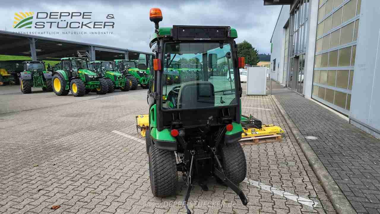 John Deere 1026R mit Anbaugeräten gebraucht – Traktor – Baujahr 2012 – Produktbild 8