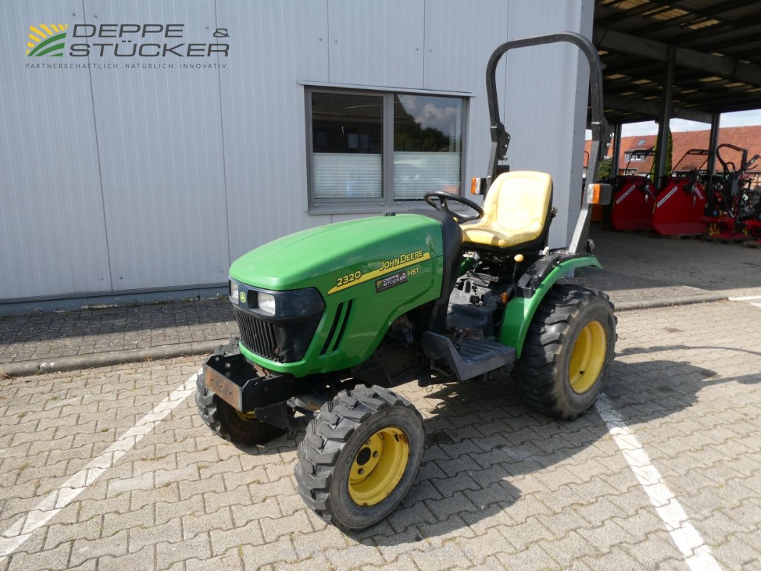John Deere 2320 gebraucht – Kommunaltraktor – Baujahr 2008 – Produktbild 3