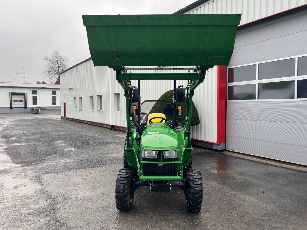 John Deere 3025E gebraucht – Transport & Anhänger – Baujahr 2022 – Produktbild 3