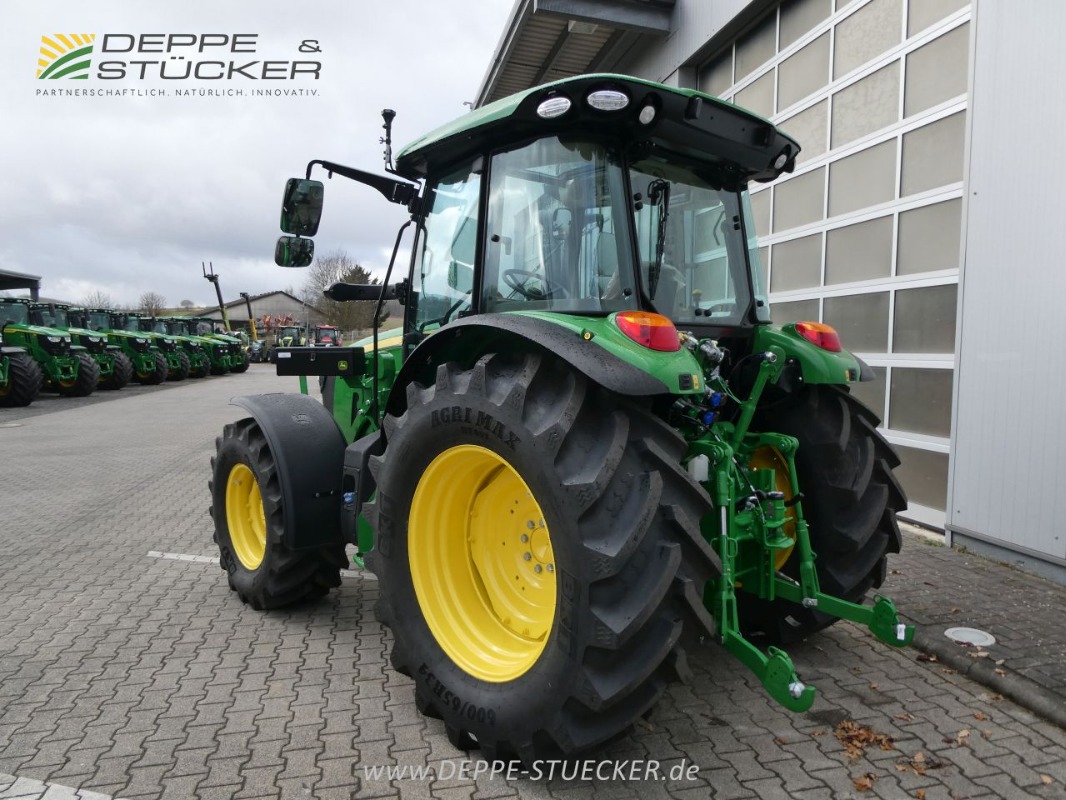 John Deere 5130M gebraucht – Traktor – Baujahr 2025 – Produktbild 4