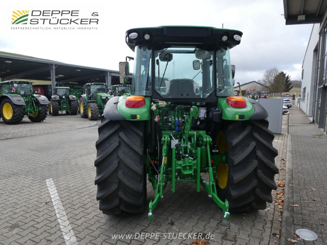 John Deere 5130M gebraucht – Traktor – Baujahr 2025 – Produktbild 5