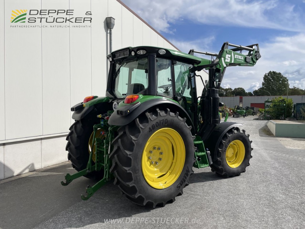 John Deere 6120M gebraucht – Traktor – Baujahr 2023 – Produktbild 3