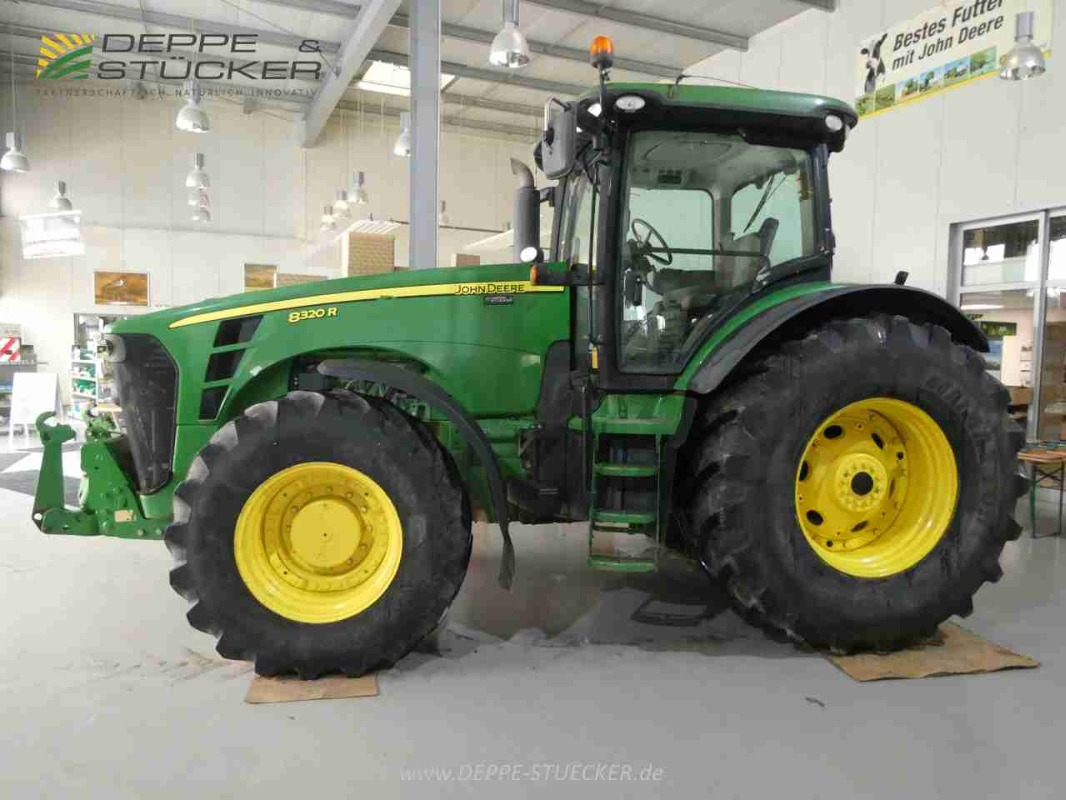 John Deere 8320R gebraucht – Traktor – Baujahr 2010 – Produktbild 3