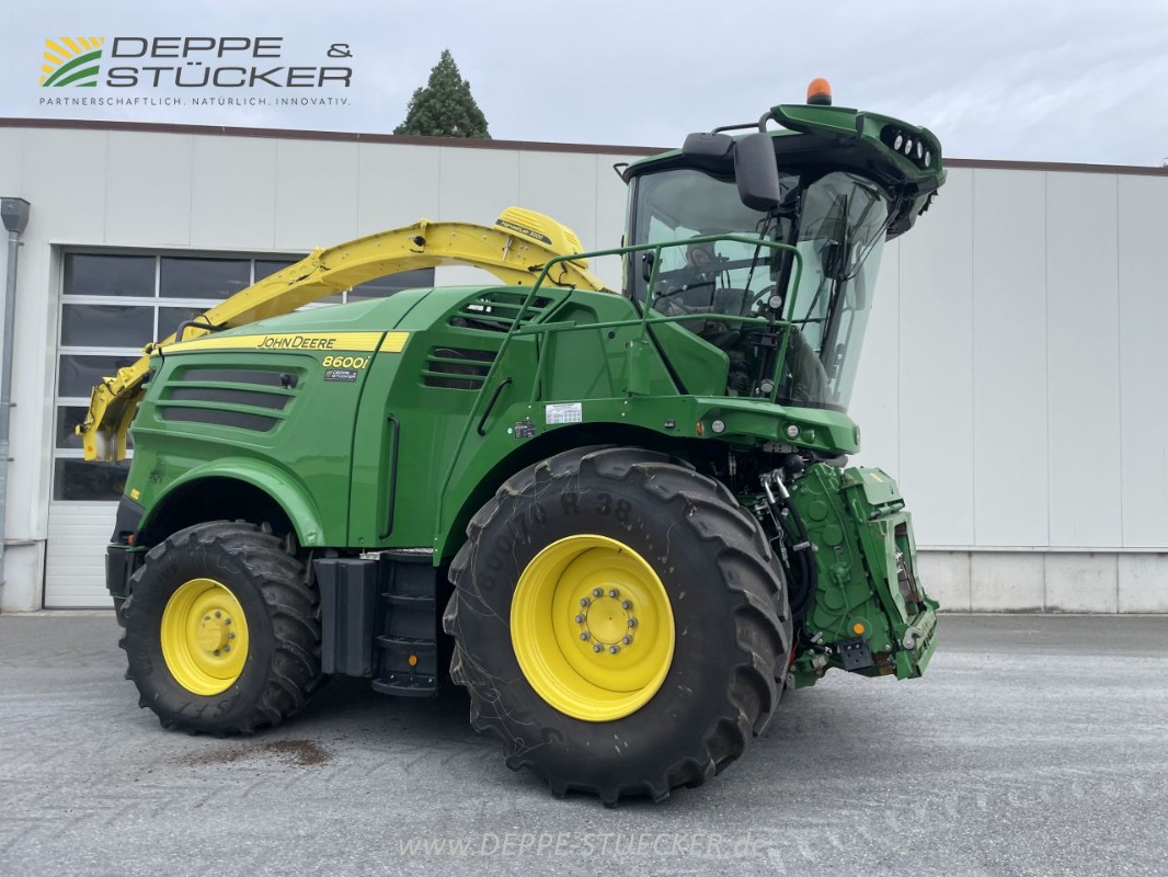 John Deere 8600 mit 460Plus Stalkbuster gebraucht – Feldhäcksler – Baujahr 2022 – Produktbild 8