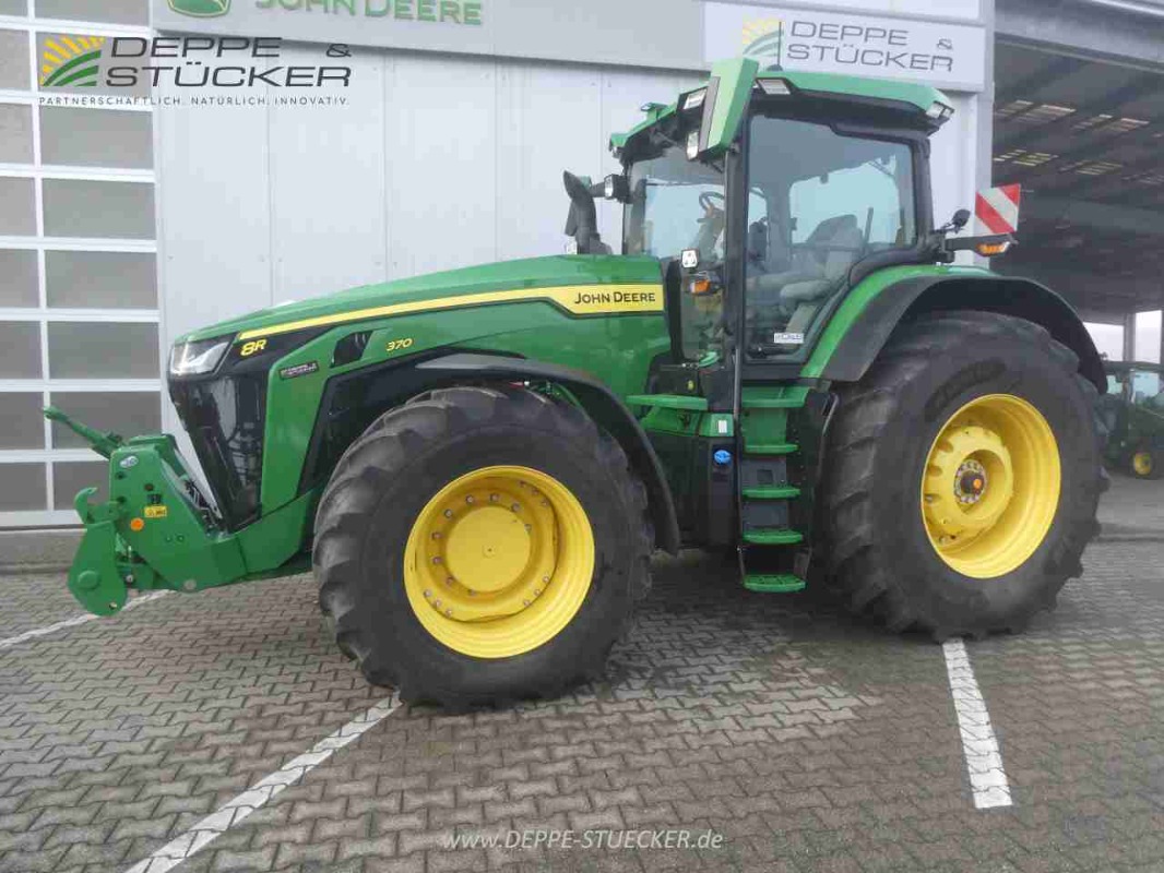 John Deere 8R 370 gebraucht – Traktor – Baujahr 2023 – Produktbild 3