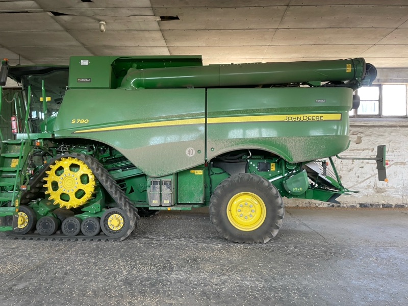 John Deere S780 inkl. 730X inkl. SWW gebraucht – Mähdrescher – Baujahr 2023 – Produktbild 3