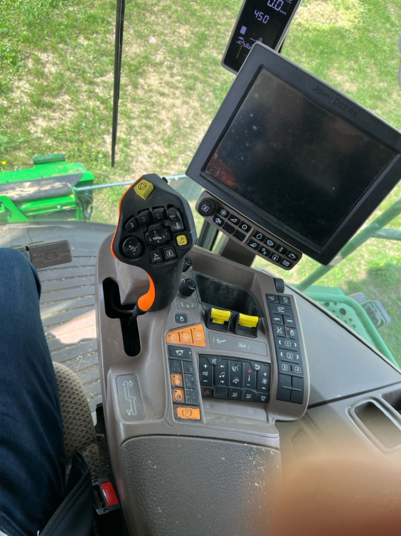 John Deere S780 mit 730FD + SWW gebraucht – Mähdrescher – Baujahr 2022 – Produktbild 7