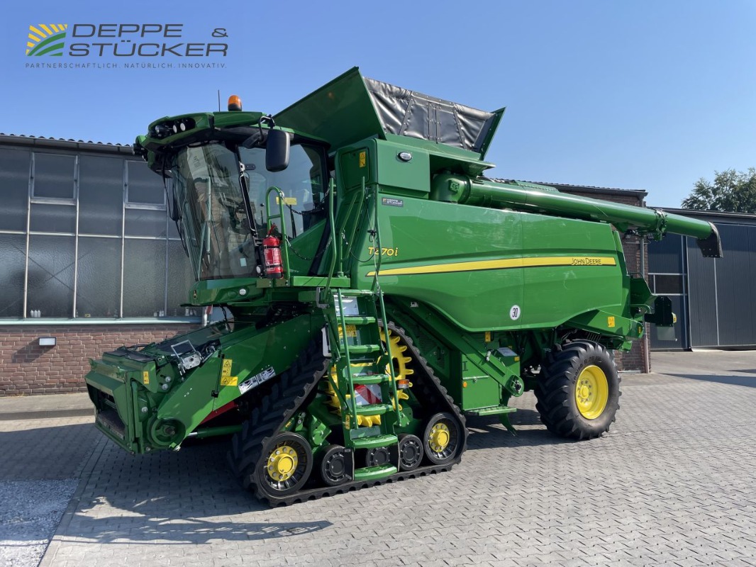 John Deere T670 Raupe gebraucht – Mähdrescher – Baujahr 2023 – Produktbild 1