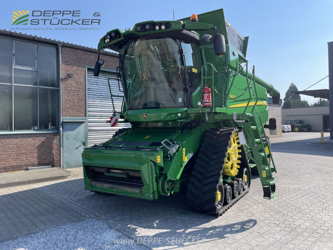 John Deere T670 Raupe gebraucht – Mähdrescher – Baujahr 2023 – Produktbild 3