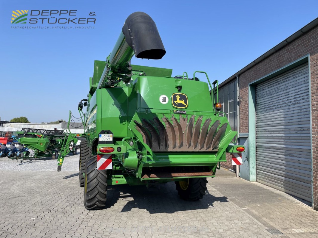John Deere T670 Raupe gebraucht – Mähdrescher – Baujahr 2023 – Produktbild 8