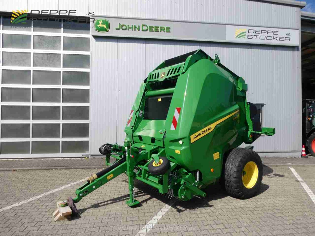 John Deere V462M mit Variabler Kammer gebraucht – Presse – Baujahr 2025 – Produktbild 1