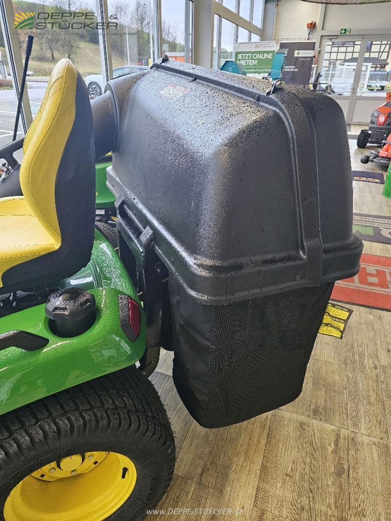 John Deere X590 mit GA gebraucht – Rasentraktor – Baujahr 2023 – Produktbild 6