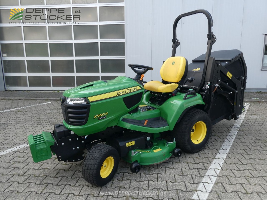John Deere X950R mit Hochentleerung gebraucht – Kommunaltraktor – Baujahr 2022 – Produktbild 6