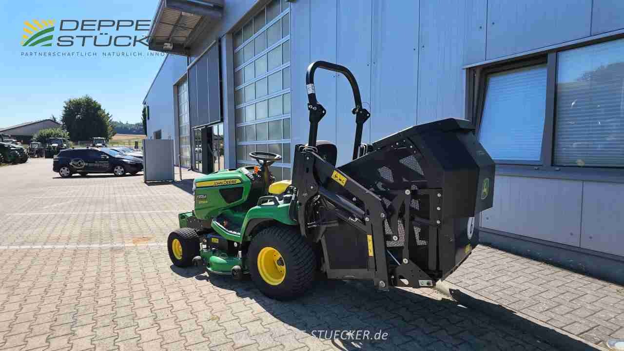 John Deere X950R mit Hochentleerung gebraucht – Rasentraktor – Baujahr 2021 – Produktbild 3