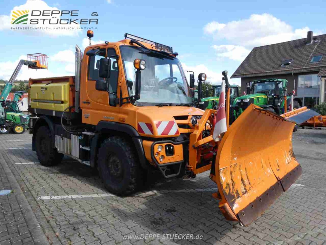 Mercedes-Benz Unimog U318 mit Schild+Streuer gebraucht – Kommunalfahrzeug – Baujahr 2014 – Produktbild 7