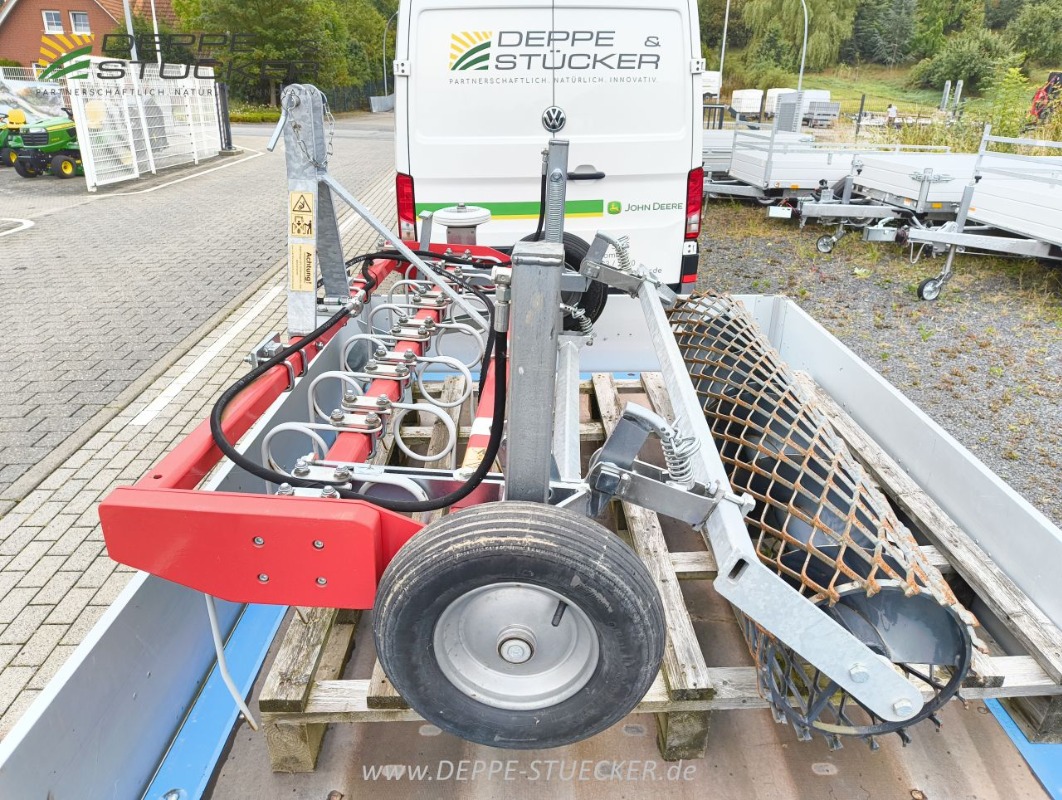 Platz-Max Roll 1,60 m mit Gitterwalze (Reitplatzplaner) gebraucht – Sonstige Gartentechnik + Kommunaltechnik – Baujahr 2024 – Produktbild 8