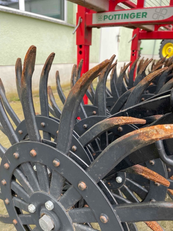Pöttinger Rotocare V12400 gebraucht – Trailer und Anhänger – Baujahr 2022 – Produktbild 7