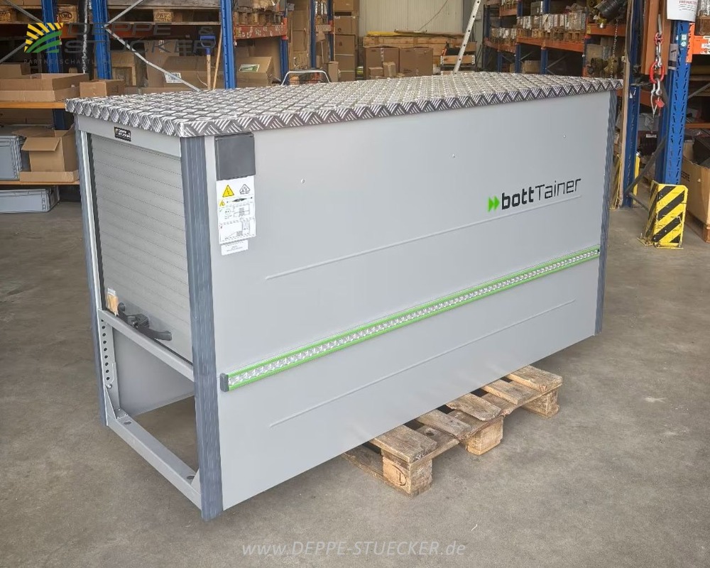 Stihl BottTainer - mobiler Akku-Container für Pritsche gebraucht