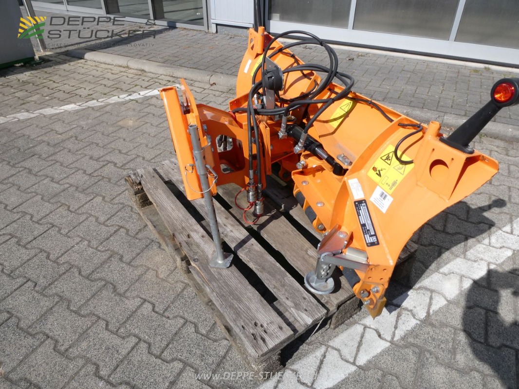 Wiedenmann Snow Master Vario 3352 gebraucht – Schneeräumschild – Baujahr 2016 – Produktbild 3