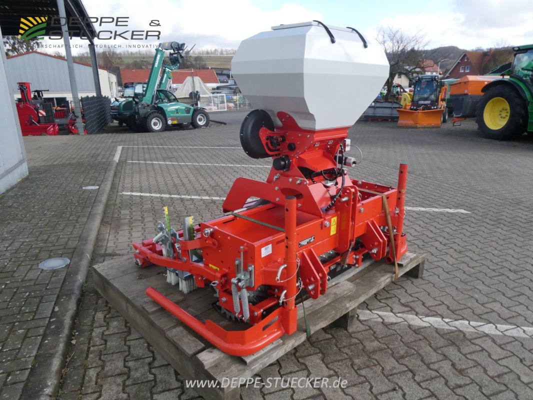 Wiedenmann Terra Float Air Nachssaatmaschine gebraucht – Sonstige Gartentechnik + Kommunaltechnik – Baujahr 2024 – Produktbild 3