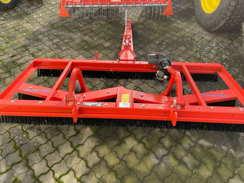 Wiedenmann Terra Groom gebraucht – Sonstige Gartentechnik + Kommunaltechnik – Baujahr 2022 – Produktbild 1